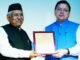 Uttarakhand:-गढ़रत्न नरेन्द्र सिंह नेगी ‘उत्तराखण्ड लोक सम्मान’ से सम्मानित,मुख्यमंत्री पुष्कर धामी ने कहा हिमालय जैसे अडिग व्यक्तित्व वाले हैं नेगी दा