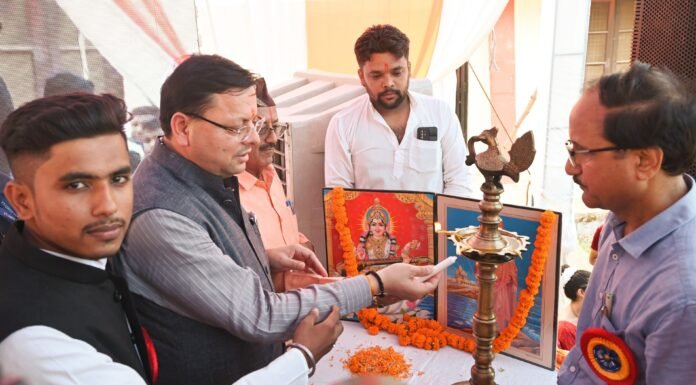 Ramnagar:-मुख्यमंत्री पुष्कर धामी ने किया सर्वोदय-2024 कार्यक्रम में प्रतिभाग कहा-युवा पीढ़ी पर है देश को नई ऊचाईयों पर ले जाने कि जिम्मेदारी