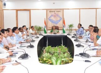 Kedarnath Disaster:-केंद्र से विशेष आर्थिक पैकेज मांग करेगा उत्तराखंड-मुख्य सचिव ने विभागों को तत्काल आंकलन प्रेषित करने के दिए निर्देश