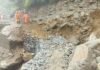 Kedarnath Flood:-केदारनाथ धाम यात्रा को पुनःसंचालित करने के लिए सोनप्रयाग में बाधित सड़क मार्ग को खोलने का कार्य जारी