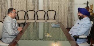 Dehradun:-राष्ट्रीय मानवाधिकार आयोग के विशेष पर्यवेक्षक बालकृष्ण गोयल ने राज्यपाल से की शिष्टाचार भेंट