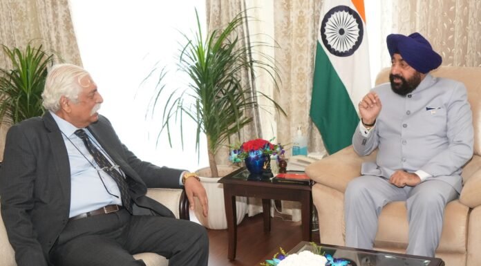 Dehradun:-मेजर जनरल जी डी बख्शी(से नि)ने की राज्यपाल से शिष्टाचार भेंट