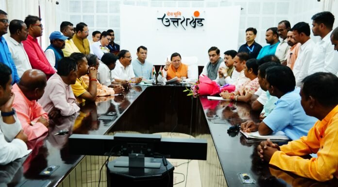 Uttarakhand:-अपनी विभिन्न समस्याओं को लेकर सीएम धामी से मिले उधम सिंह नगर जनपद के बंगाली समुदाय के लोग,मुख्यमंत्री ने उचित समाधान करने का दिया भरोसा