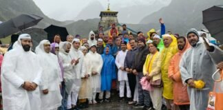 Uttarakhand:-कांग्रेस की केदारनाथ धाम प्रतिष्ठा रक्षा यात्रा का धाम में पहुंच पूजा-अर्चना और जलाभिषेक के साथ सामापन
