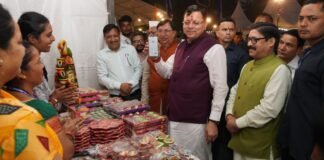 Dehradun:-मुख्यमंत्री पुष्कर धामी ने किया रेंजर्स ग्राउंड में आयोजित सरस मेला-2024 का शुभारंभ,स्वयं सहायता समूहों द्वारा लगाए गए स्टालों का किया अवलोकन