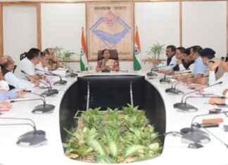 Uttarakhand State Foundation Day:-इस वर्ष विशेष रहेगी राज्य स्थापना की 25वीं सालगिरह,मुख्य सचिव ने अधिकारियों के साथ की तैयारियों को लेकर बैठक