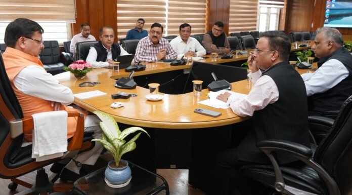 Almora Bus Accident:-अल्मोड़ा जिले में हुई बस दुर्घटना के शोक में 8 नवम्बर को आयोजित होने वाले राज्य स्थापना दिवस से संबन्धित सांस्कृतिक कार्यक्रम निरस्त