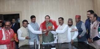 Uttarkashi:-यमुनोत्री एवं गंगोत्री मंदिर समिति ने मुख्यमंत्री पुष्कर धामी का जनपद आगमन पर किया स्वागत
