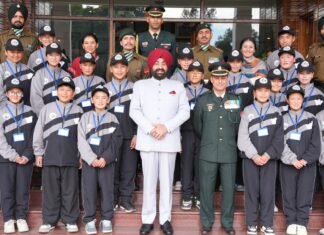 Uttarakhand:-‘राष्ट्रीय एकता यात्रा’ पर आए केंद्र शासित प्रदेश,लद्दाख के चांगथांग क्षेत्र के छात्र-छात्राओं ने राज्यपाल से की भेंट