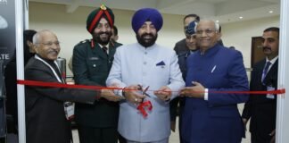 New Delhi:-राज्यपाल ने एसआईए-इंडिया द्वारा आयोजित डैफसेट-2025 किया प्रतिभाग कहा-‘मेक इन इंडिया’ और ‘डिजिटल इंडिया’ जैसे अभियानों ने रक्षा और अंतरिक्ष विज्ञान में स्थापित किए हैं नए आयाम