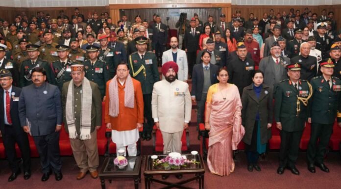 Dehradun:-राज्यपाल एवं मुख्यमंत्री ने सशस्त्र बल भूतपूर्व सैनिक दिवस के अवसर पर आयोजित ‘एक शाम सैनिकों के नाम’ कार्यक्रम में किया प्रतिभाग,पदक विजेता सैनिकों और पूर्व सैनिकों को किया सम्मानित