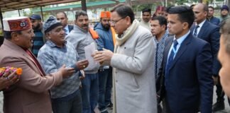 Khatima:-मुख्यमंत्री पुष्कर धामी ने कैम्प कार्यालय लोहियाहेड में जनता से संवाद कर सुनी जन समस्याएं