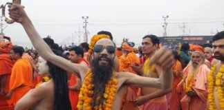 Mahakumbh2025:-मकर संक्रांति पर महाकुम्भ में उमड़ा आस्था का जनसैलाब,करोड़ों श्रद्धालुओं ने संगम में लगाई अमृत डुबकी