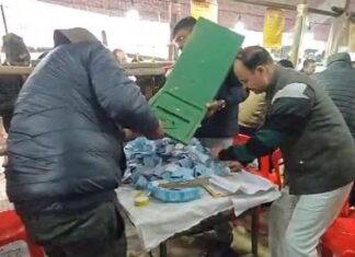 Uttarakhand Nagar Nikay Chunav Results:-निकाय चुनाव के लिए मतगणना जारी,पहला नतीजा आया सामने,भाजपा की बागी ने दर्ज की जीत,रुझानों में भाजपा को बढ़त,निर्दलीयों ने बिगाड़ा कांग्रेस का खेल