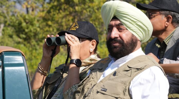 Uttarakhand:-राज्यपाल लेफ्टिनेंट जनरल गुरमीत सिंह ने राजाजी टाइगर रिजर्व की जंगल सफारी कहा-टाइगर रिजर्व में बिताए दो दिन अविस्मरणीय रहे