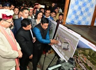 Dehradun:-मुख्यमंत्री पुष्कर धामी ने किया महासू महाराज,पवासी महाराज,बशीक महाराज मंदिर मास्टर प्लान लेआउट का अवलोकन कहा-महासू महाराज के परिसर को भव्य और दिव्य बनाना है