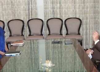 Uttarakhand:-राज्यपाल से राजभवन में उत्तराखण्ड कैडर की प्रशिक्षु आईएएस अधिकारी सुश्री गौरी प्रभात एवं सुश्री दीक्षिता जोशी ने की शिष्टाचार भेंट