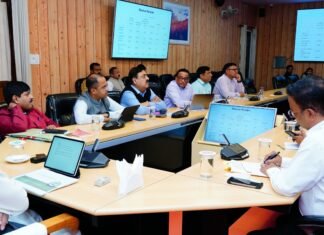 Uttarakhand:-मुख्यमंत्री पुष्कर धामी का अधिकारियों को निर्देश कहा-आगामी 10 साल की वित्तीय स्थिति की पूरी योजना करें तैयार