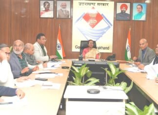 Dhami government three years:-मुख्य सचिव राधा रतूड़ी ने धामी सरकार के तीन वर्ष पूर्ण होने के अवसर पर कार्यक्रमों के आयोजन के सम्बन्ध में सभी जिलाधिकारियों को दिए निर्देश