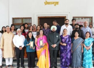Uttarakhand:-राजभवन में आयोजित हुआ स्माइल सुजोक फाउंडेशन द्वारा ‘10वां उत्तराखण्ड सुजोक महोत्सव’ राज्यपाल ने फाउंडेशन की ओर से सुजोक के क्षेत्र में सराहनीय कार्य कर रहे डॉक्टर्स को किया सम्मानित