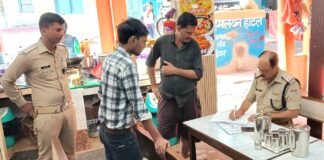 Pauri Garhwal:-पौड़ी पुलिस ने चलाया वृहद सत्यापन अभियान,सत्यापन न करवाने वाले मकान और रिजॉर्ट मालिकों पर लगाया जुर्माना,भविष्य के लिए दी कड़ी हिदायत