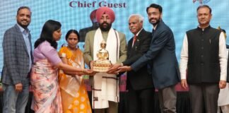 UTTARAKHAND:-राजभवन में आयोजित हुई सड़क सुरक्षा संगोष्ठी,राज्यपाल गुरमीत सिंह ने सड़क सुरक्षा को जन-आंदोलन बनाने का किया आह्वान