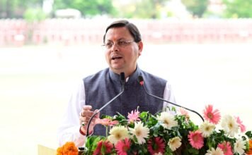 UTTARAKHAND:-मुख्यमंत्री पुष्कर धामी ने पेशावर कांड के वीर नायक चन्द्र सिंह गढ़वाली का किया भावपूर्ण स्मरण कहा-देश की आजादी में पेशावर कांड की घटना स्वर्णिम अक्षरों में है अंकित