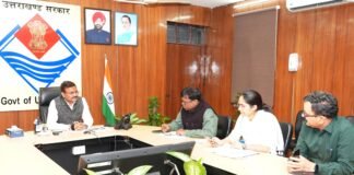 Uttarakhand:-मुख्य सचिव आनन्द बर्द्धन ने राज्य में रेल सुविधाओं के विकास के सम्बन्ध में ली बैठक,देहरादून सहित सभी रेलवे स्टेशनों के अपग्रेडेशन की स्थिति स्पष्ट करने निर्देश