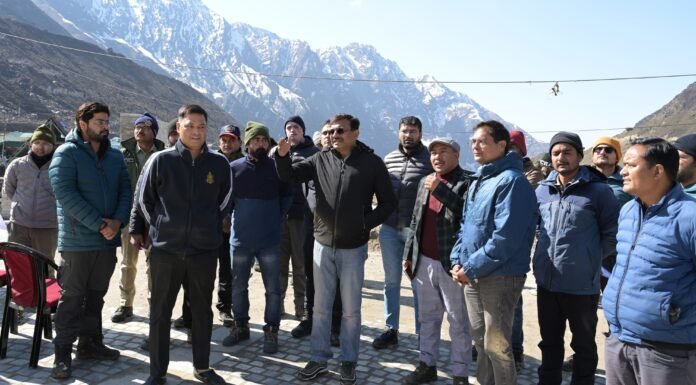 Chardham Yatra 2025:-मुख्य सचिव आनन्द बर्द्धन ने केदारनाथ यात्रा व्यवस्थाओं का लिया जायजा,पुनर्निर्माण कार्यों और यात्रियों की सुविधाओं का किया निरीक्षण