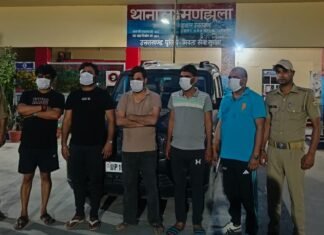 Pauri Garhwal:-पौड़ी पुलिस का ऑपरेशन मर्यादा,धार्मिक स्थलों के आसपास शराब पीकर हुड़दंग मचाने वालों के खिलाफ कार्रवाई शुरू