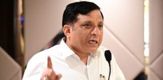 Dehradun:-राष्ट्रीय जनसम्पर्क दिवस पर ‘रिसपॉन्सिबल यूज ऑफ आर्टिफिशियल इंटेलीजेंस:रोल ऑफ पब्लिक रिलेशन’ पर परिचर्चा के दौरान बोले डीजी सूचना-एआई के दौर में भी मानवता को बनाए रखना जरूरी