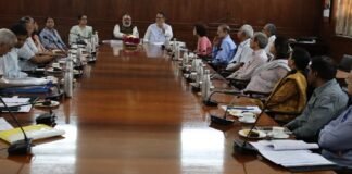 UTTARAKHAND:-वन अनुसंधान संस्थान देहरादून में केंद्रीय मंत्री गिरिराज सिंह ने वस्त्र उद्योग के लिए बांस की संभावनाओं पर की चर्चा कहा- बांस कपड़ा उत्पादन के लिए एक आदर्श संसाधन