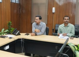 UTTARAKHAND:-मुख्य सचिव आनन्द बर्द्धन ने की लोक निर्माण विभाग एवं भारतीय राष्ट्रीय राजमार्ग प्राधिकरण की राज्य के अंतर्गत चल रही एवं आगामी महत्त्वपूर्ण योजनाओं की समीक्षा,अधिकारियों को दिए जरूरी निर्देश