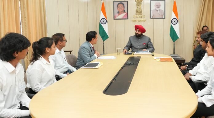 Dehradun:-राज्यपाल गुरमीत सिंह के समक्ष गोविन्द बल्लभ पंत कृषि एवं प्रौद्योगिक विश्वविद्यालय,पंतनगर द्वारा सेमीकंडक्टर क्षेत्र में किए जा रहे कार्यों की दी गई प्रस्तुति