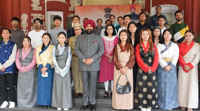 UTTARAKHAND:-राजभवन में मनाया गया सिक्किम राज्य का स्थापना दिवस राज्यपाल गुरमीत सिंह ने उत्तराखण्ड की ओर से सिक्किम वासियों को दी शुभकामनाएं