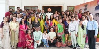 Dehradun:-राजभवन में मनाया गया गुजरात और महाराष्ट्र राज्य स्थापना दिवस,राज्यपाल गुरमीत सिंह ने गुजरात और महाराष्ट्र वासियों को दी शुभकामनाएं