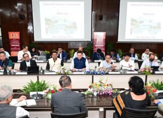 UTTARAKHAND:-मुख्यमंत्री पुष्कर धामी ने 16वें वित्त आयोग के अध्यक्ष डॉ.अरविंद पनगढ़िया एवं अन्य सदस्यों के साथ बैठक में प्रदेश की वित्तीय परिस्थितियों,चुनौतियों एवं विकास आवश्यकताओं पर रखा राज्य का पक्ष