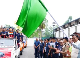Dehradun:-मुख्यमंत्री पुष्कर धामी ने एन.डी.आर.एफ के तृतीय पर्वतारोहण अभियान ‘शौर्य’का किया फ्लैग ऑफ