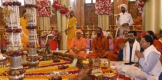 Almora:-डोल आश्रम में श्री कल्याणिका हिमालय देवस्थानम न्यास के श्री पीठम स्थापना महोत्सव शामिल हुए सीएम धामी कहा-आध्यात्मिक पर्यटन को बढ़ावा देगा मानसखंड मंदिर माला मिशन