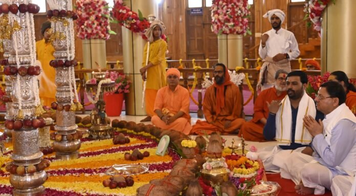 Almora:-डोल आश्रम में श्री कल्याणिका हिमालय देवस्थानम न्यास के श्री पीठम स्थापना महोत्सव शामिल हुए सीएम धामी कहा-आध्यात्मिक पर्यटन को बढ़ावा देगा मानसखंड मंदिर माला मिशन
