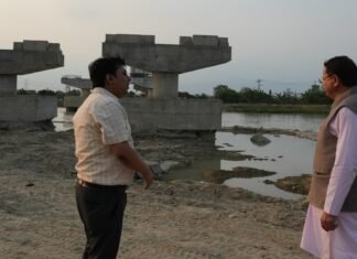 Champawat:-मुख्यमंत्री पुष्कर धामी ने किया भारत-नेपाल सीमा पर निर्माणाधीन मार्ग का निरीक्षण,बनबसा में सनिया नाले की सफाई के लिए दिए आदेश