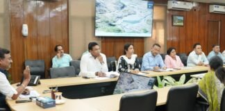 Dehradun:-मुख्य सचिव ने ली 16वें वित्त आयोग के उत्तराखण्ड दौरे की तैयारियों के सम्बन्ध में बैठ,सम्पूर्ण कार्यक्रम,बैठकों एवं अन्य तैयारियों का लिए जायजा