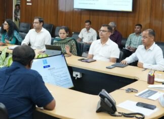 Dehradun:-मुख्य सचिव ने की सूचना प्रौद्योगिकी विभाग की समीक्षा,आईटीडीए को मजबूत करने और सिस्टम अपग्रेड करते समय अगले 5-7 सालों की आवश्यकता के अनुरूप व्यवस्थाएं सुनिश्चित करने के दिए निर्देश