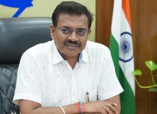 Dehradun:-मुख्य सचिव ने कैंचीधाम में यातायात व्यवस्था के सम्बन्ध में अधिकारियों के साथ की बैठक,कैंचीधाम के लिए मास्टर प्लान तैयार करने के दिए निर्देश