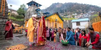 Wed in Uttarakhand:-त्रिजुगीनारायण में शादी के लिए दुनिया भर से आ रहे हैं जोड़े,शादियों के सीजन में रहती है एडवांस बुकिंग,इस साल अब तक 500 से अधिक हुई शादियां