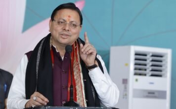 Chamoli:-नंदप्रयाग में आयोजित राम कथा में शामिल हुए सीएम धामी-कहा कि मोरारी बापू जी की अमृतवाणी से हमें जीवन को राममय बनाने की प्रेरणा मिलती है