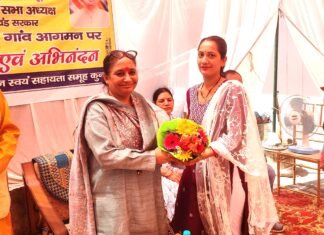 Pauri Garhwal:-विधानसभा अध्यक्ष ऋतु खण्डूड़ी ने प्रगति ग्राम संगठन स्वयं सहायता समूह के उत्पादों का किया निरीक्षण,स्वयं सहायता समूहों को बाजार में उचित दुकानें उपलब्ध करवाने के दिए निर्देश