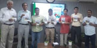 Dehradun:-दून पुस्तकालय एवं शोध केंद्र देहरादून के तत्वावधान में हुआ डॉ.उमेश चमोला की पुस्तक ‘उत्तराखंड की एक सौ बालोपयोगी लोककथाएँ’का लोकार्पण