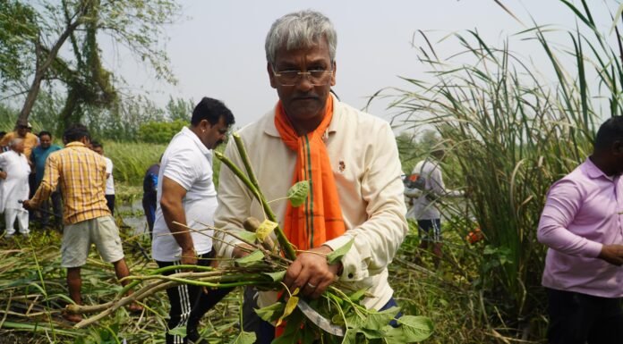 Haridwar:-गंगा स्वच्छता में जनभागीदारी,सांसद हरिद्वार त्रिवेंद्र सिंह रावत ने चलाया बाणगंगा सफाई अभियान