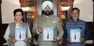 UTTARAKHAND:-राज्यपाल गुरमीत सिंह ने किया कुमाऊँ विश्वविद्यालय की दो महत्वपूर्ण पुस्तकों का विमोचन